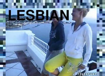 Two divine blondies having lesbian sex are just regular girls