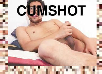 Cumshot!! - Jerking off hard until I get a lot of cum
