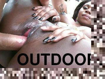 Outdoor Fuck With A Very Hot Ebony Chick