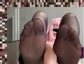 Hot footjob in nylon stockings