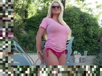 Cum loving blonde slut Alexis Ford spreads her legs for anal