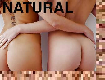 Hot ass Riley Reid and her best friend share one large dick