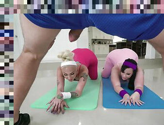 FFM threesome after yoga session with Virgo Peridot & Alexis Andrews