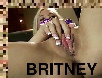 Britney Beth Wans To Masturbate With You