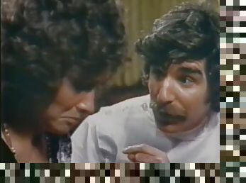 Linda Lovelace Deepthroats Harry Reems' Big Cock