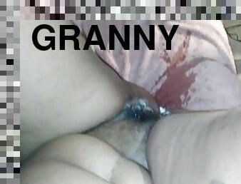 babcia, orgazm, cipka, tryskanie, wystrysk-spermy, murzyńskie, staruszka, czarni, tyłeczek, sperma