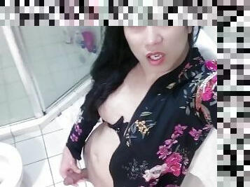 asiatique, gros-nichons, masturbation, pisser, transsexuelle, amateur, ejaculation-sur-le-corps, travesti, ladyboy, ejaculation