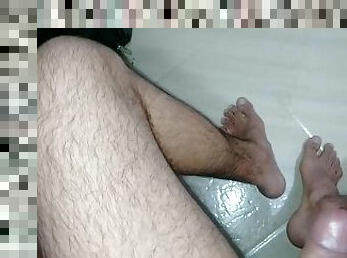 bear cumming at his feets / HAIRY COCK