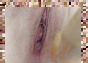 Close up / wet pussy fucked by 12 inch