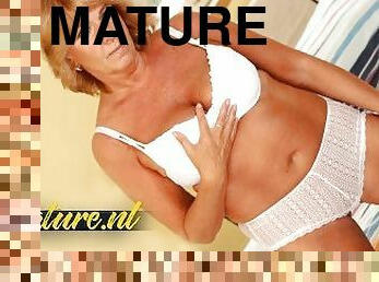 Mature Housewife Was Feeling To Horny So She Gave Herself An Orgasm
