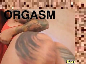 Masturbates Pussy And Brings Herself To Orgasm