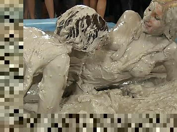 Nude pornstars celebrated as they wrestle fiercely in a messy pool