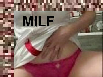 gros-nichons, masturbation, infirmière, pisser, amateur, milf, culotte, coquine, solo