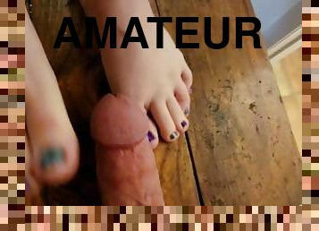 Barefoot Cock Crush Cum on Toes