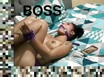 My boss's daughter is my beautiful submissive