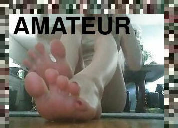 Sativa Skies, feet, soles blonde college girl soles 3 min