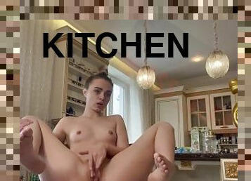 Missvikki got very excited in the kitchen and couldn't hold back