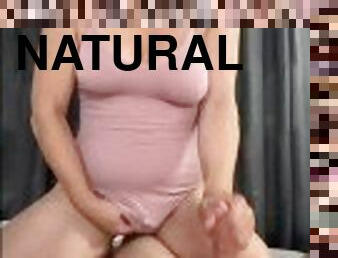 NATURAL CURVY - The hottest handjob ever