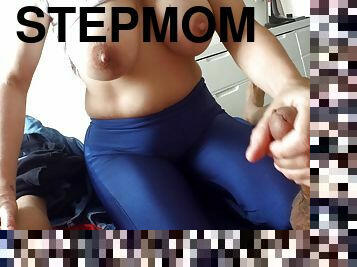 Stepmom Awake And Seduced Her Young Son Wanted Fuck Without Condom