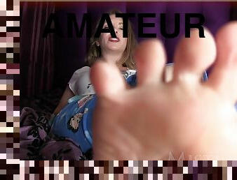 Addicted Foot Bitch With Mistress T