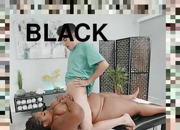 Black BBW Dallas Playhouse shagged by young Spanish masseur