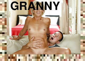 Tanned granny Diane Sheperd gets eaten out and fucked well
