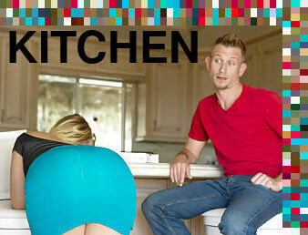 AJ Applegate gets eaten out and pleasantly fucked in the kitchen