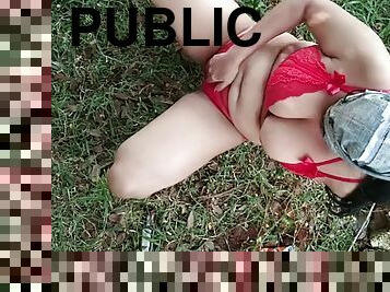 Dost Ki Hot Sexy Mummy Ko Public Park Me Chudayi Kiya