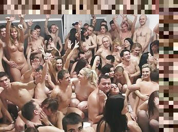 Monster Orgy More than 100 People in one Room