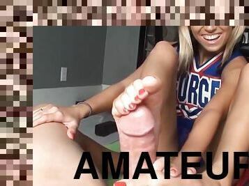 Cheerleader Gives Guy Footjob - POV sex