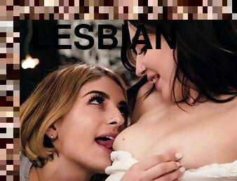 Kristen Scott And Luna Daniels Lesbian Sex