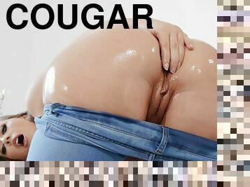 Booty Cougar Kagney Linn Karter Gets Anally Reamed In Her Blue Jeans