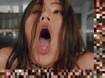 All Eyes On Crazy Orgasm of Asian Spinner Kendra Spade