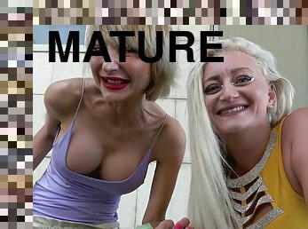 FFM threesome with mature woman - Katerina Berg & Mia Darklin