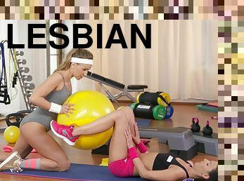 Lesbian Gym Workout For Teenager