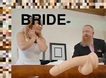 Buttplug Bride Nicole Doshi and the Burgling Arse Bandit