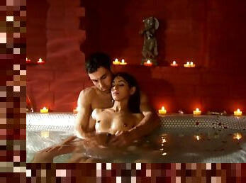 Tantra Lessons Turn Erotic And Passionate To Feel
