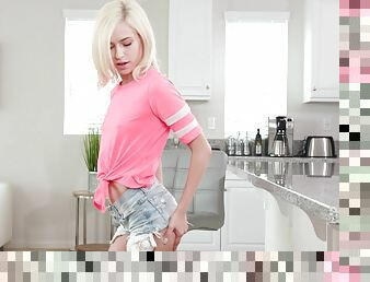 Solo video of tattooed cutie Kiara Cole playing in the kitchen