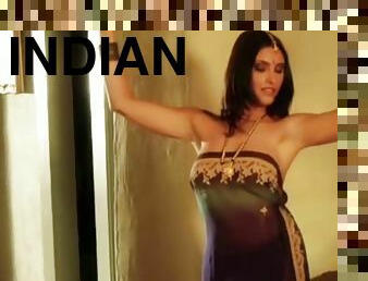 Indian Flash Dancer Goes Erotic And Passionate Fun Moment