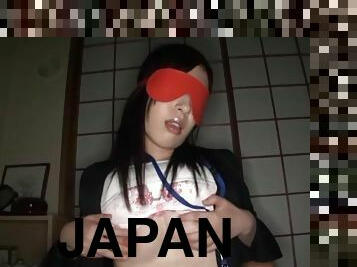 Blindfolded Japanese girl RenaSakaguchi pleasures her wet pussy