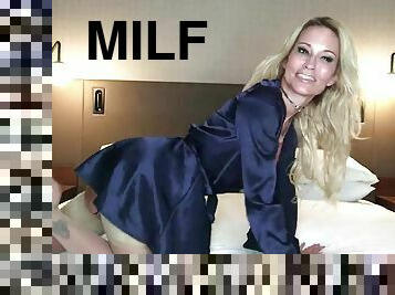 masturbation, milf, pornstar, bas, webcam, chevauchement, gode, solo, en-nylon, talons-hauts