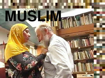 Muslim slut fucked in the library