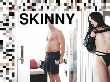 Skinny chick Mandy Muse in black bra and panties having smooth sex