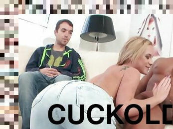 Cuckolds Watching Their Wives Suck a Big Cock Compilation 5