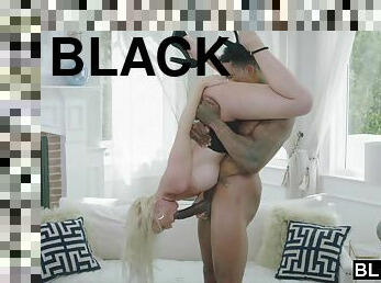 BLACKED She Couldnt Even Wait For Her Shift To End For Some BIG BLACK PENIS - Xozilla Porn