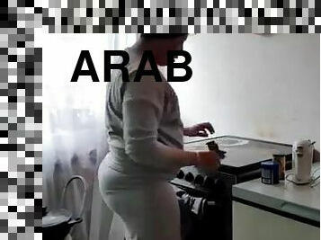 Arab housewife