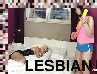 lesbian-lesbian, remaja, mainan, tidur