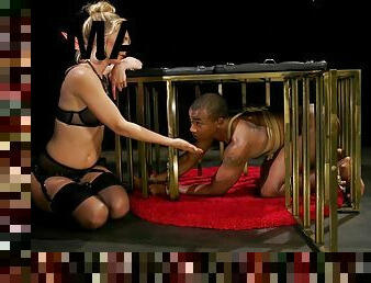 Abusive mature blonde Mona Wales pegs a blindfolded black dude