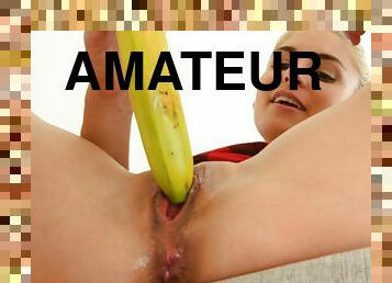 masturbation, chatte-pussy, amateur, babes, blonde, solo, trou-du-cul, banane, insertion