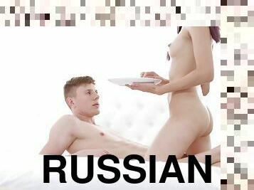 Redhead Russian MILF Michelle Can swallows cum before breakfast